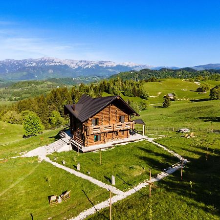 Villa The Barn Şirnea Exterior foto