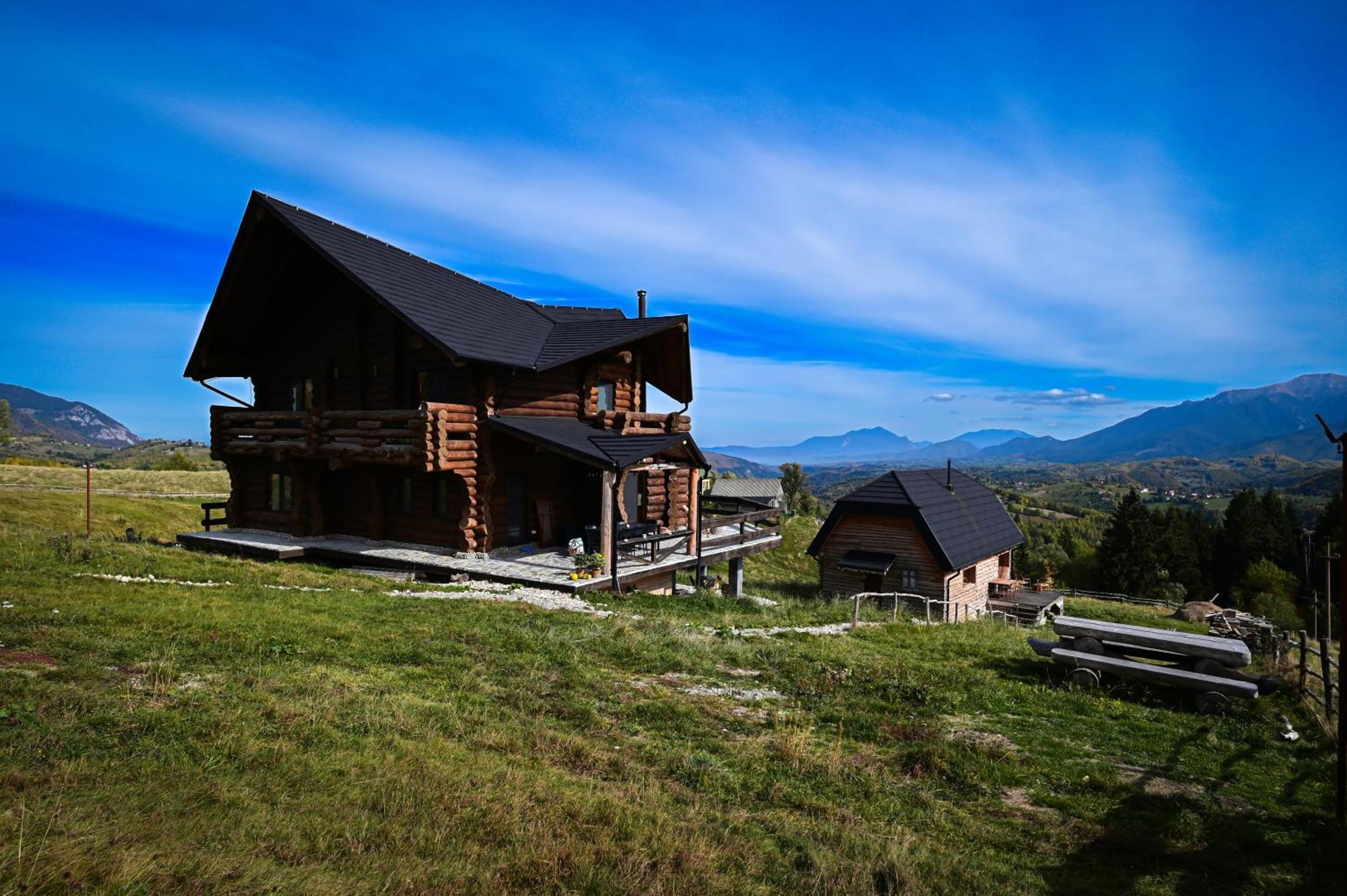 Villa The Barn Şirnea Exterior foto
