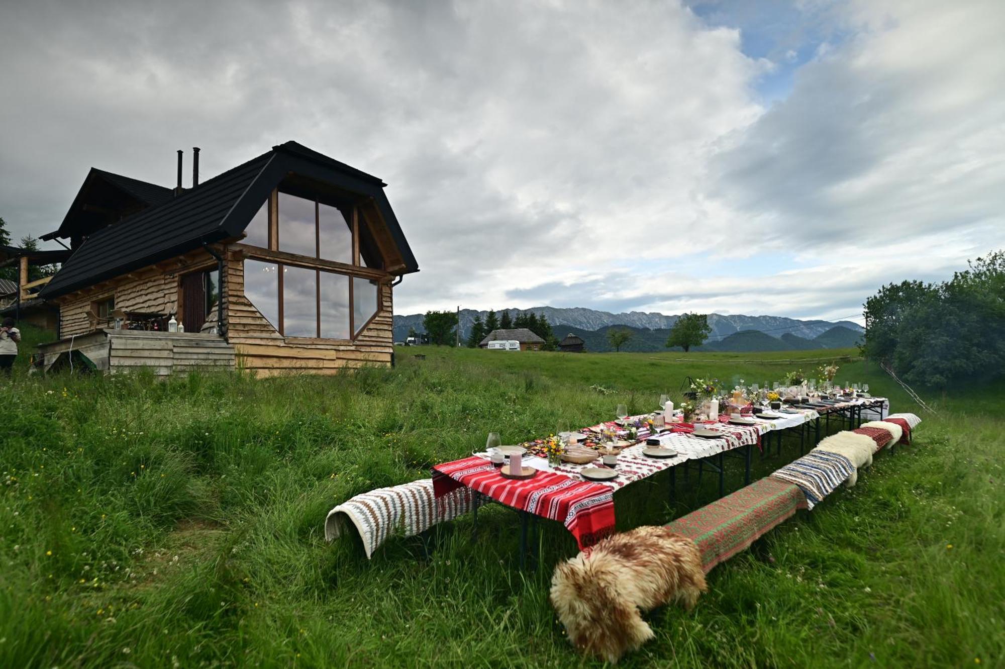 Villa The Barn Şirnea Exterior foto