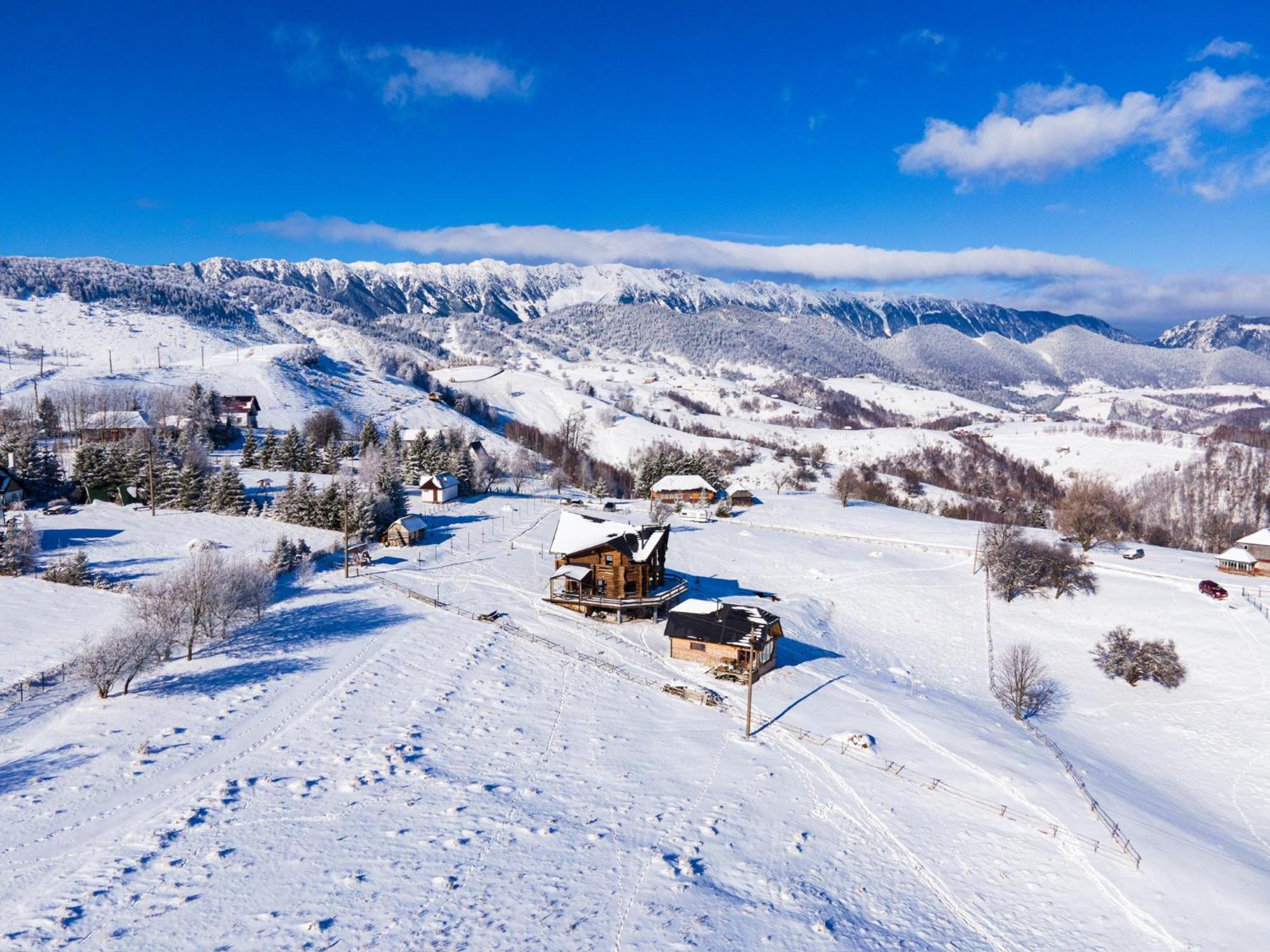 Villa The Barn Şirnea Exterior foto